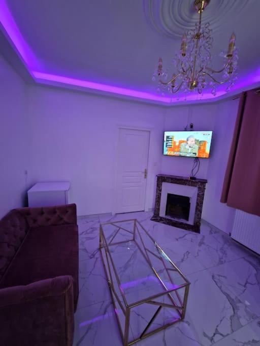 Holiday home Maison Chic Avec Jacuzzi Sur Oise Yaospa60