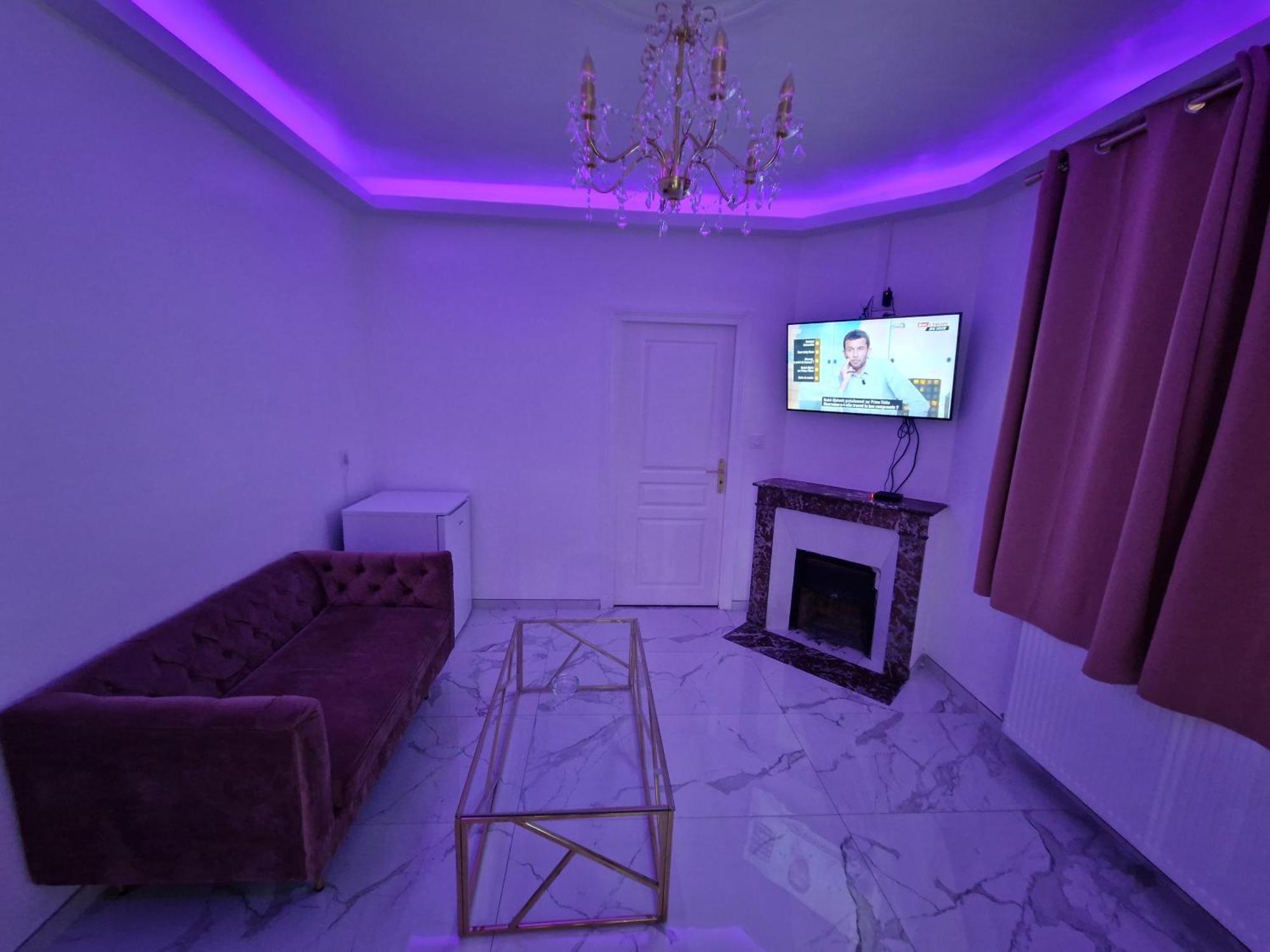 Holiday home Maison Chic Avec Jacuzzi Sur Oise Yaospa60 Nogent-sur-Oise